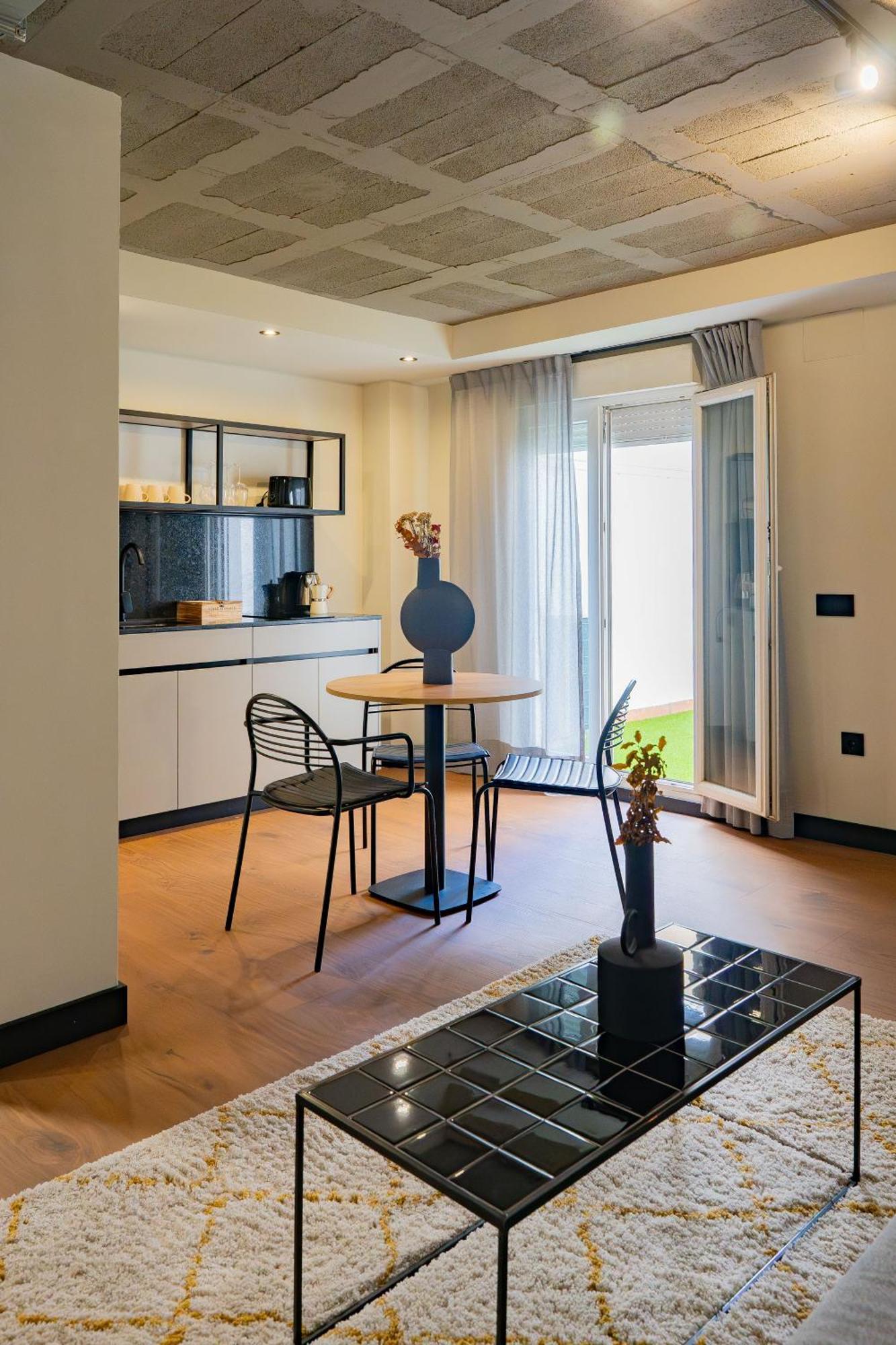 Bubu - Apartamentos En El Centro Málaga Exterior foto