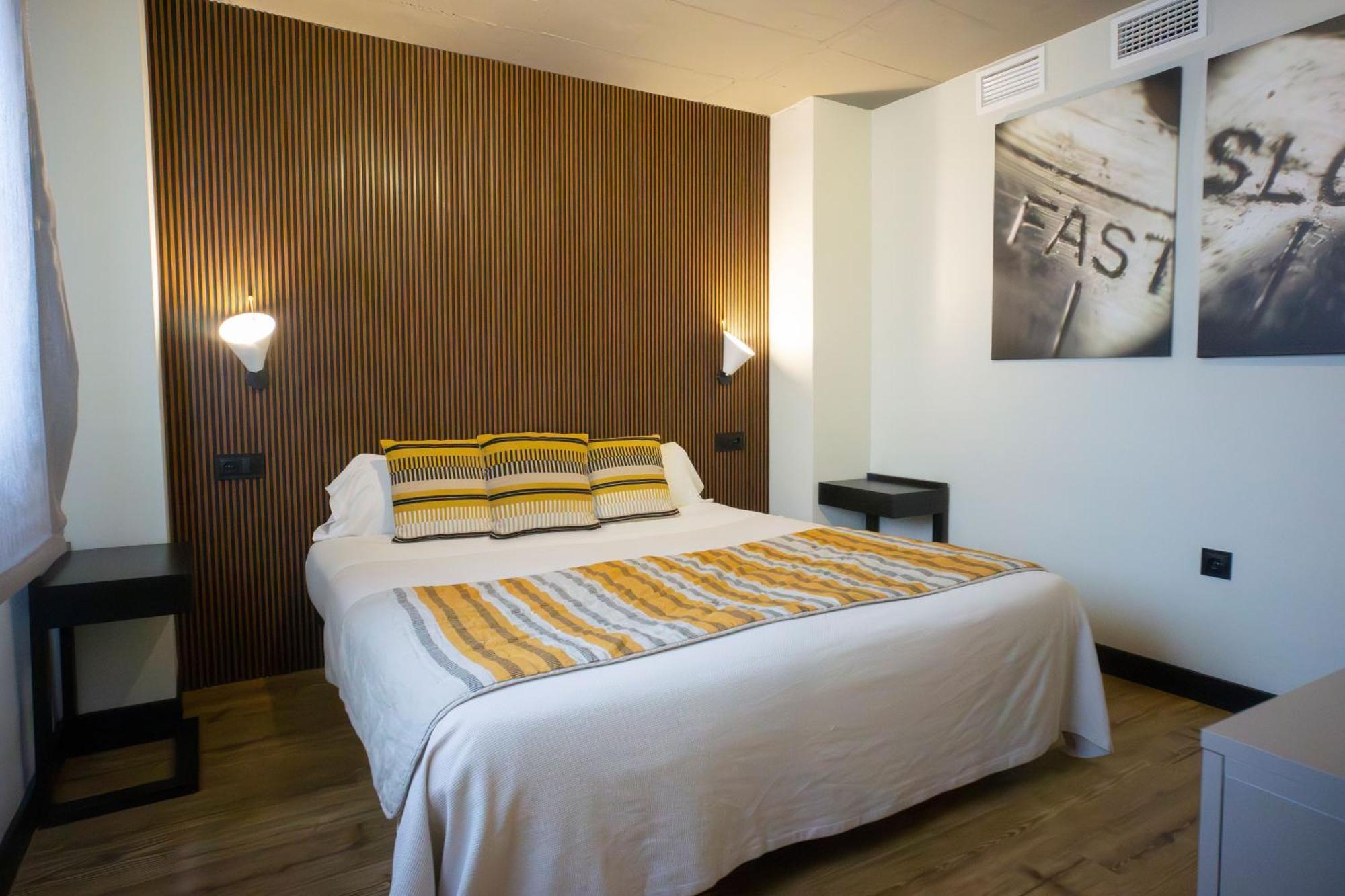 Bubu - Apartamentos En El Centro Málaga Exterior foto