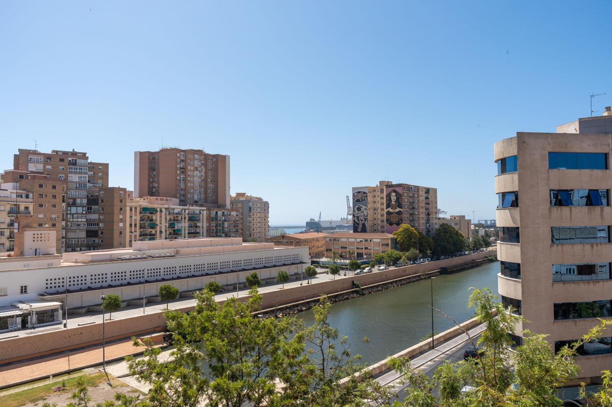 Bubu - Apartamentos En El Centro Málaga Exterior foto